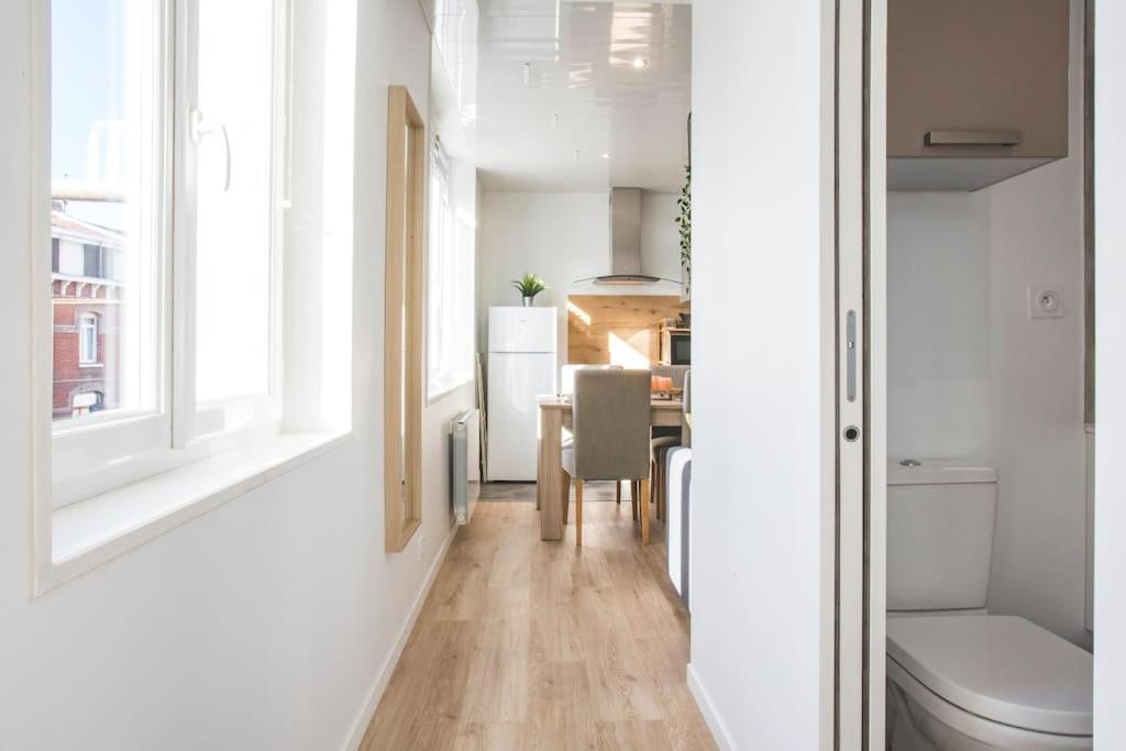 Bel Appartement Lumineux Proche Du Centre-Ville ドゥエー エクステリア 写真