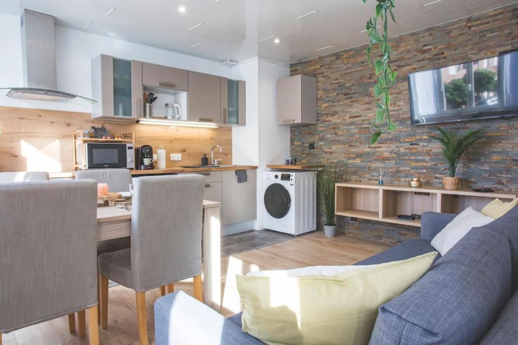 Bel Appartement Lumineux Proche Du Centre-Ville ドゥエー エクステリア 写真